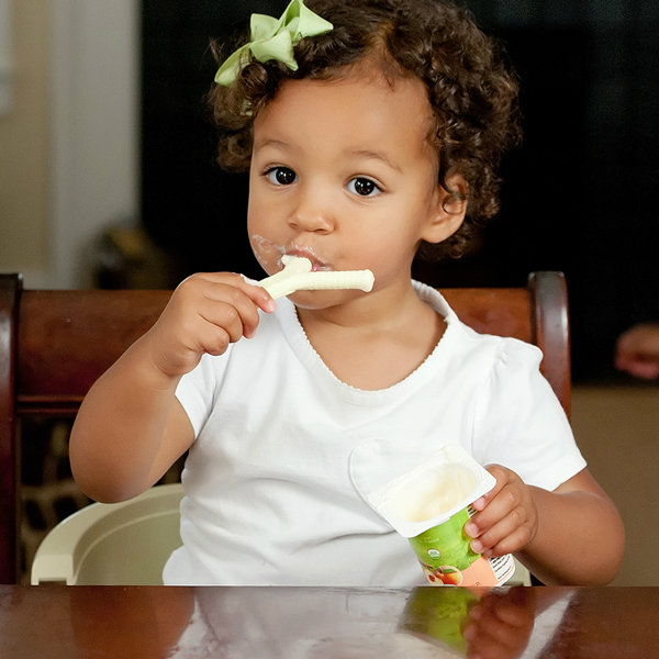 Sucking on Solid Food Instead of Chewing It Sucking on Solid Food Instead of Chewing It